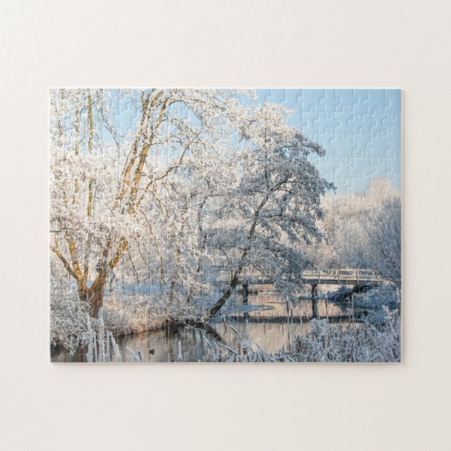 Snow Park Creek & Bridge, 252 Stücke Jigsaw Puzzle (Horizontal)