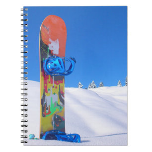 Snowboard in Fresh Snow, Bluebird Day Notizblock