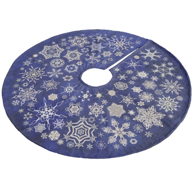 Snowcatcher Snowflakes Fleece Treppenhaus Fleece Weihnachtsbaumdecke (Schrägansicht)