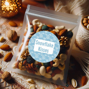 Snowflake küsst blaue Winterurlaubsaufkleber Runder Aufkleber