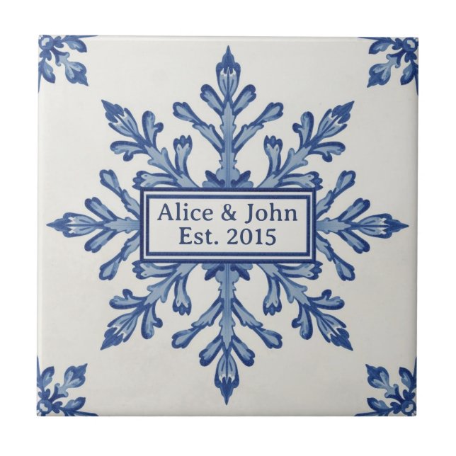 Snowflake pattern blue & white holiday custom name fliese (Vorderseite)