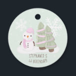 Snowman Christmas Geschenkanhänger<br><div class="desc">Snowman Christmas Celebrate your child's winter birthday with this cute and snowman wearing a pastel pink knitted hat and scarf. This theme is ideal for your little one’s winter birthday or kid’s Christmas party. Design is completely customizable. Check out the coordinating stationery and ohrs.</div>