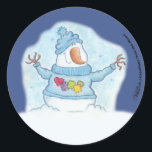 Snowman Christmas ist "Schnee" Nah Runder Aufkleber<br><div class="desc">Möge dein Geist große Freude empfinden,  während Weihnachten nahe zeichne. Snowman fühlt sich,  dass Weihnachten "Schnee" nah in diesem lustigen Wortspiel ist Urlaubsplanung! Originelles Design von Christie Black von Kreationen aus dem Herzen.</div>