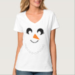 Snowman Face Christmas T-Shirt<br><div class="desc">* Illustration eines niedlichen, lächelnden Schneemanns, der eine Perlenhalskette trägt * Tee-Shirts sind in verschiedenen Farben, Stilen und Größen auch für Kinder und Erwachsene erhältlich! * Dieses Design ist auch auf Shirts für Erwachsene! * Verschieben Sie das Design in die Tasche oder auf die Rückseite des T-Shirts. * Text hinzufügen,...</div>