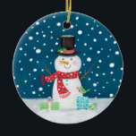 Snowman Foto Weihnachtsfeier Keramik Ornament<br><div class="desc">Niedlicher Schneemann Weihnachtsschmuck. Ein lustiger Weihnachtsschmuck. Personalisieren Sie es für Ihren Weihnachtsbaum! Entworfen für Sie von BlackBerry Boulevard.</div>