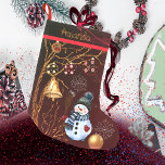 Snowman Kleiner Weihnachtsstrumpf<br><div class="desc">Suchen Sie einen Strumpf, der den Urlaubsgeist sicher in Ihre Zuhause bringt? Sehen Sie nur diesen Snowman Weihnachtsfest Strumpf! Dieser Strumpf ist perfekt für alle, die Weihnachten Lieben, mit seinem festlichen Design und üppigen Stoff. Der Strumpf ist mit einem goldenen Baum mit hängenden Schmuckstücken, Schneeflocken und einem wunderschön gearbeiteten Schneemann...</div>