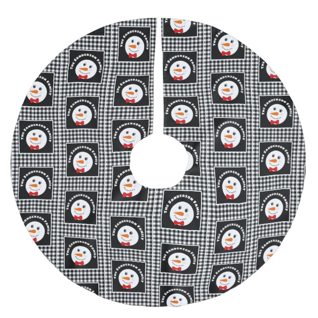 Snowman mit Red Bowtie Black Buffalo Kariert Polyester Weihnachtsbaumdecke (Vorderseite)