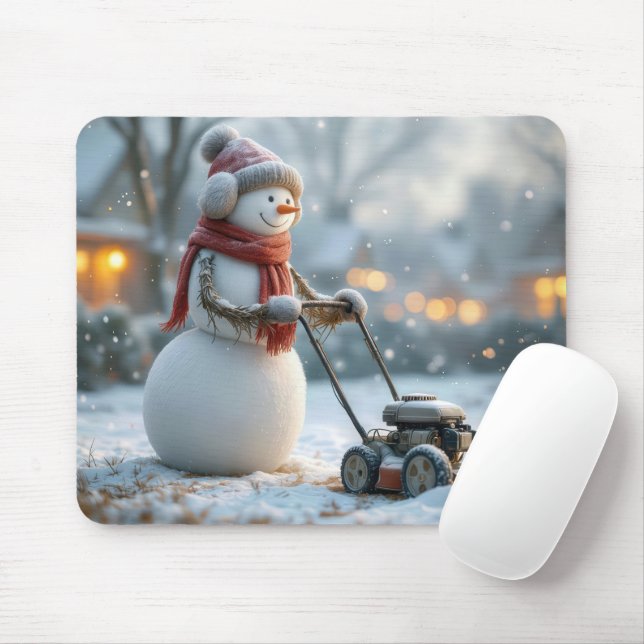Snowman putzt einen Retro-Rasenmäher auf verschnei Mousepad (Mit Mouse)