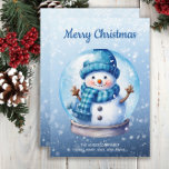 Snowman Snowglobe Blue White Frohe Weihnachten<br><div class="desc">"Frohe Weihnachten" - individuell anpassbare Weihnachtsgrüßkarte mit einem niedlichen Schneemann in einer winterlichen Schneeglobe auf weichem blauem Hintergrund. Personalisieren Sie Ihre Daten mit Ihrem Familiennamen und jedem anderen Text,  den Sie auswählen.</div>