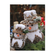 Snowmen mit Pinecone-Hut