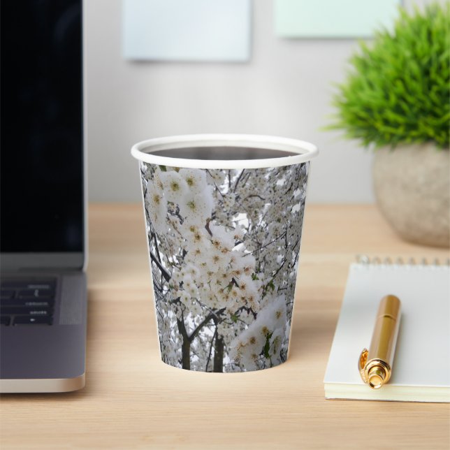 Snowy Blossom Paper Cup Pappbecher (InSitu)