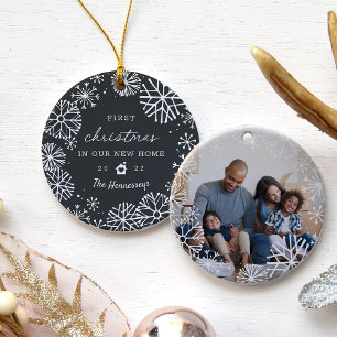Snowy Circle Erstes Weihnachten in unserem neuen Z Keramik Ornament