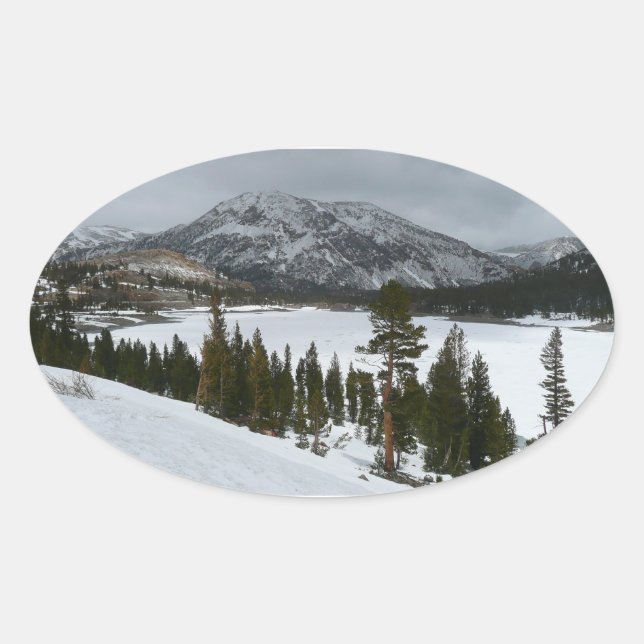 Snowy Ellery Winter Landschaft Ovaler Aufkleber (Vorderseite)