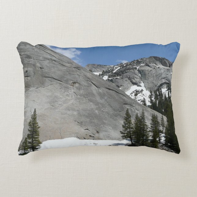 Snowy Granite Domes I im Yosemite Nationalpark Zierkissen (Vorderseite)
