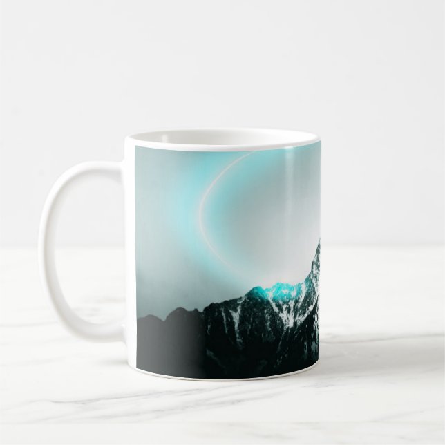 Snowy mountain mysterious blue neon light kaffeetasse (Links)