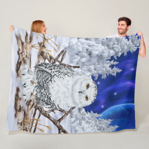 Snowy Owl in Snow Dark Blue Sky Fleecedecke