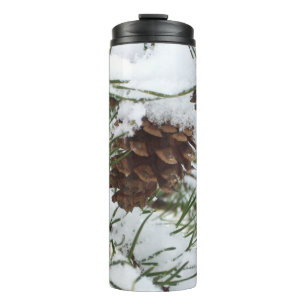 Snowy Pine Cone I Winter Nature Fotografy Thermosbecher