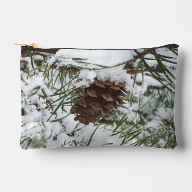 Snowy Pine Cone I Winter Nature Fotografy Zubehörtasche (Vorderseite)