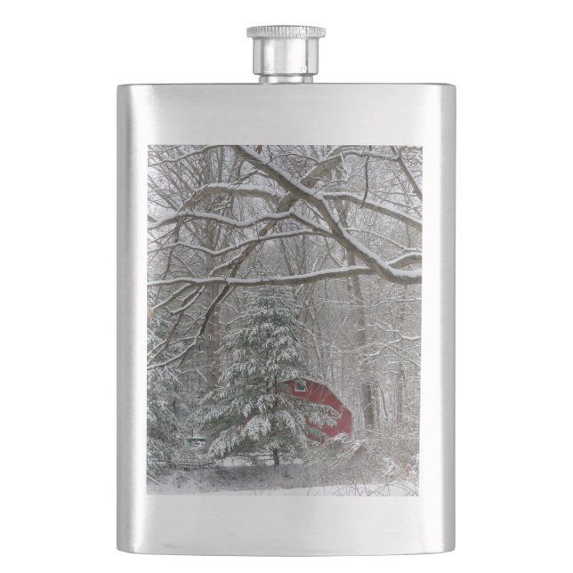 Snowy Red Barn Flachmann (Vorderseite)