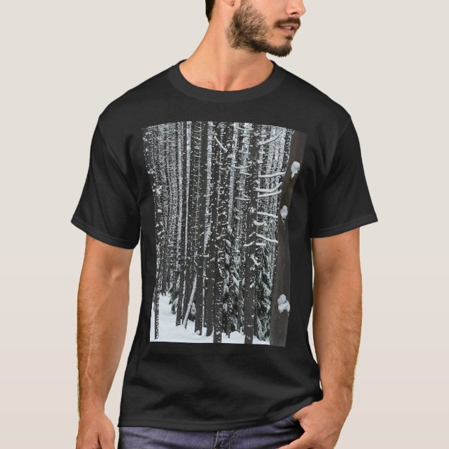 Snowy Trees T-Shirt (Vorderseite)