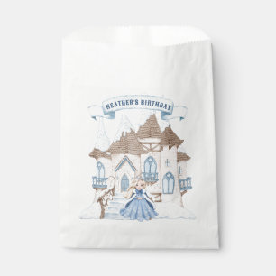 Snowy Winter Blonde Princess Birthday Geschenktütchen