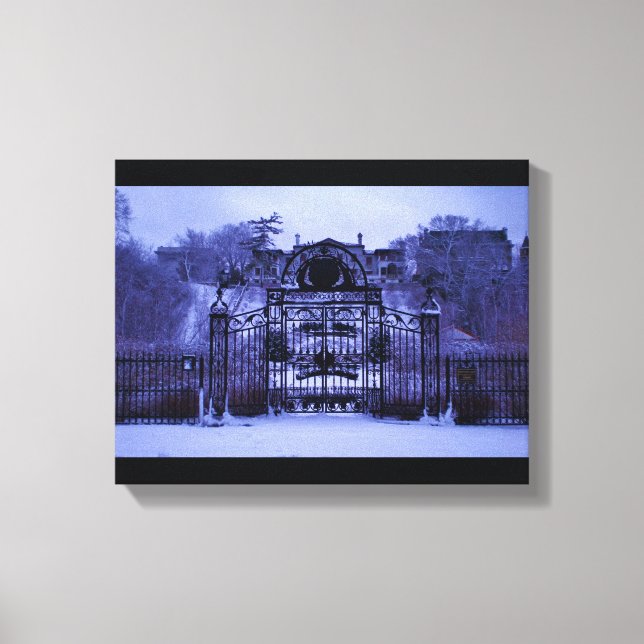 Snowy Winter Gate Leinwanddruck (Vorderseite)