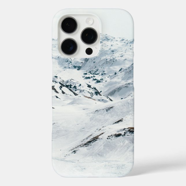Snowy Winter Mountain Otterbox iPhone 16 Pro Hülle (Rückseite)