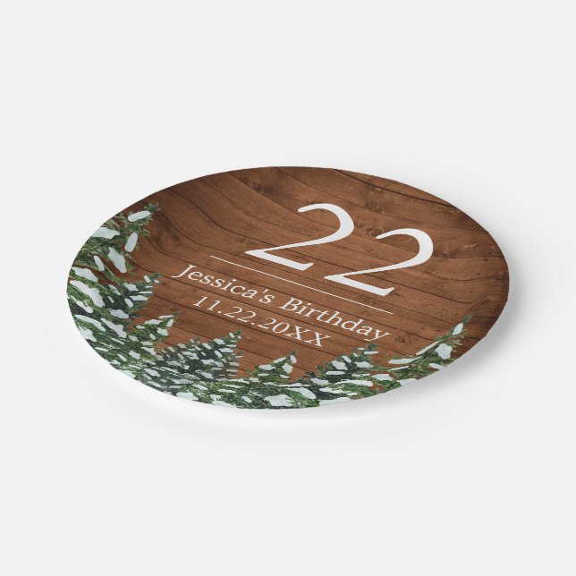 Snowy Wood & Forest Country Pine Happy Birthday Pappteller (Schrägansicht)