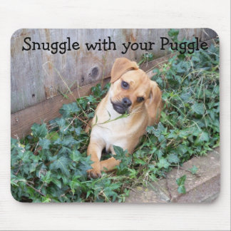 Snuggle mit Ihrem Puggle Mousepad
