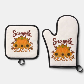"Snuggle Season" Oven Mitt and Pot Holder Set