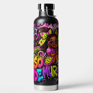 So Demure™ Erdbeeren Graffiti Mädchen | 32 oz Schw Trinkflasche