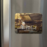 So gesegnet | Glitz Imitats Glitzer Foto Overlay Magnet<br><div class="desc">Maßgeschneiderte Foto Magnete mit einer einfachen Vorlage zur Anpassung. Dieses schicke, moderne Design hat ein Imitat Glitzer Konfetti-Rand und stilvolle Kalligraphie-Text. In der Formulierung steht "So gesegnet". Personalisieren Sie es mit Ihren Fotos und fügen Sie Ihren Familiennamen und das Jahr hinzu. Verwenden Sie die Entwurfswerkzeuge, um den Text zu bearbeiten,...</div>