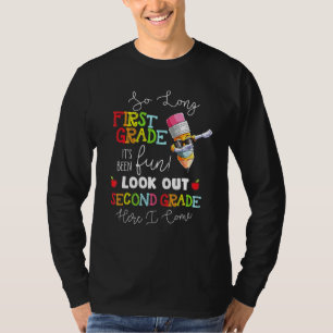 So lange 1. Klasse Ausblick 2. Klasse hier komme i T-Shirt