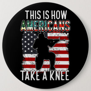 So nehmen Amerikaner knielustige Geschenkgutschein Button
