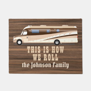 So rollen wir rustikale Holz RV Camper / Custom Fußmatte