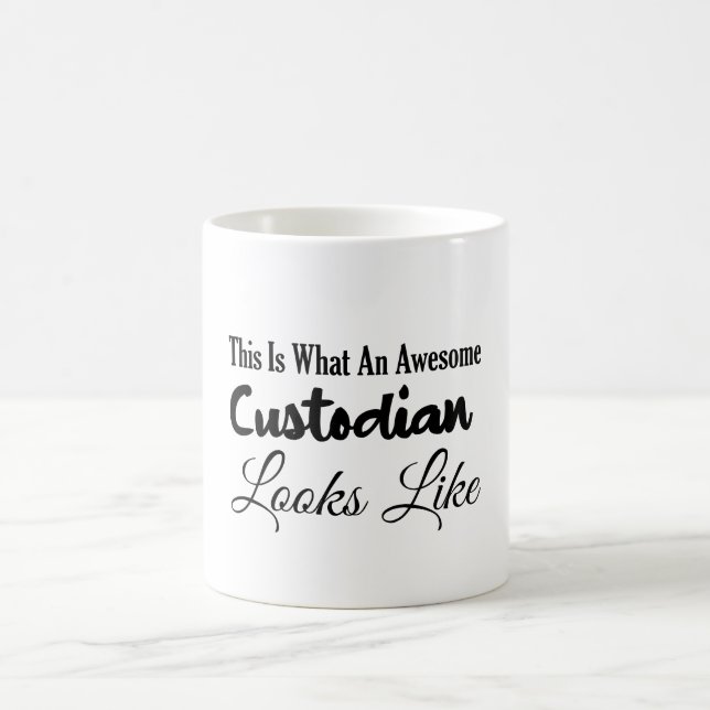So sieht ein Phantastischer Custodian aus Kaffeetasse (Mittel)