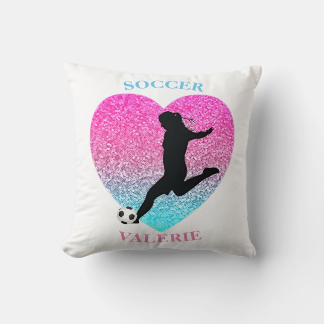 Soccer Girl Throw Kissen (Vorderseite)