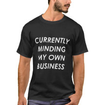 S'occuper actuellement de mon propre T-shirt
