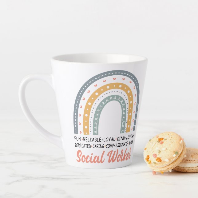 Social Worker Boho Rainbow Latte Mug (En situation)