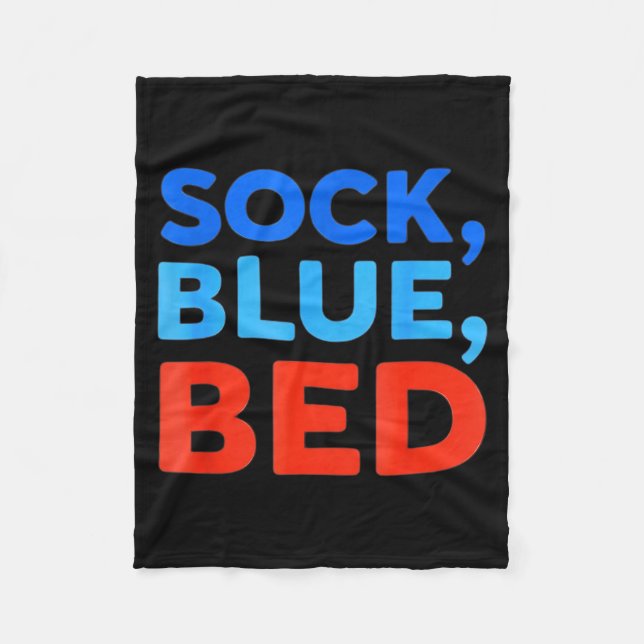 Sock Blue Bed Funny Meme  Fleecedecke (Vorderseite)