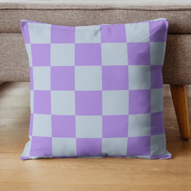 Soft Blue und Lavender Checked Kissen (Von Creator hochgeladen)