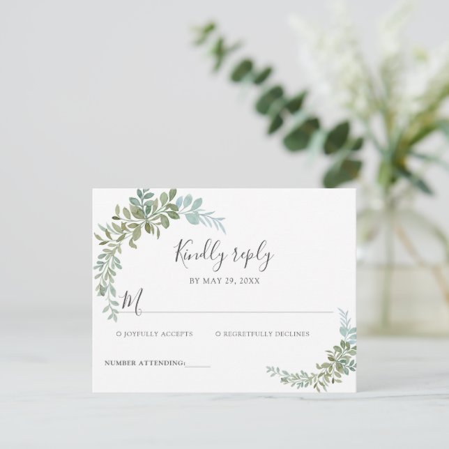 Soft Green Eucalyptus Watercolor Rustic Wedding RSVP Karte (Stehend Vorderseite)