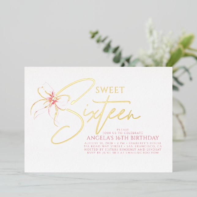 Soft Pink Bow Elegant Romantic Sweet 16th Birthday Folieneinladung (Stehend vorne)