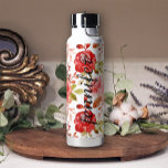 Soft Red Blush Hübsch Blues Name Trinkflasche<br><div class="desc">Flasche mit Blumenwasser.</div>