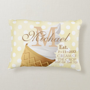 Soft Serve Vanilleeiscreme-Kegel Name Monogramm Dekokissen
