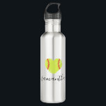 Softball Girls Frauen Personalisiert Edelstahlflasche<br><div class="desc">Personalisierte Softball Edelstahl Silberflasche aus Silber mit einem schlichten niedlichen Herz-förmigen Softball-Grafik und individuelle Name oder Text in einem femininen gürtlichen und modernen hübschen Drehbuch Schriftart Monogramm in hellgelb,  rot,  schwarz und weiß. Alle Kinder,  Mädchen oder Frauen Softball-Spieler würden den eleganten Look dieses modernen und minimalen nützlichen Softball-Themes schätzen.</div>