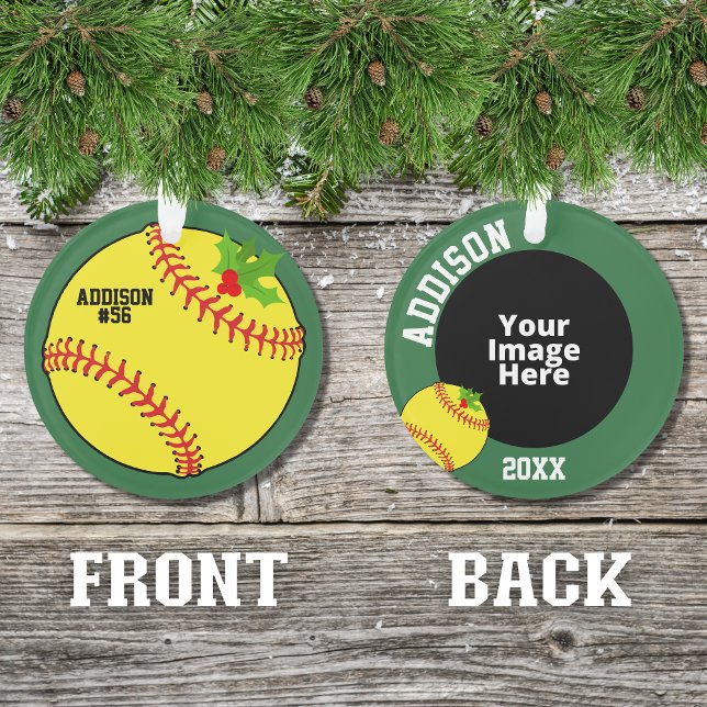 Softball Personalisiertes Foto Weihnachten Ornament (A cute ornament for the softball player in your life insert your own picture to personalized it.)
