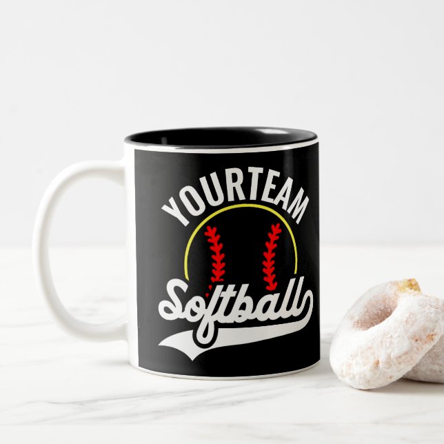 Softball Team Player ADD NAME Personalisierte Liga Zweifarbige Tasse (Mit Donut)