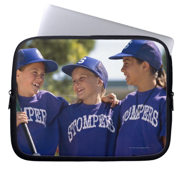 Softball-Teammitglieder Laptopschutzhülle (Vorderseite)