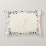 Softest Monogram | Floral Personal Custom Dekokissen<br><div class="desc">Ein frisches,  elegantes Design in Pastellfarben und Blumen | Weiches Monogramm | Floral Personal Custom Pilze</div>